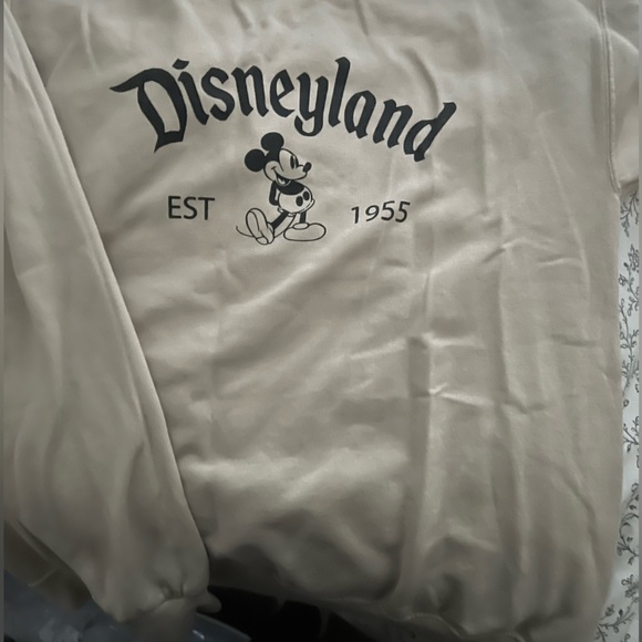 Disneyland Sweatshirt - Picture 5 of 5